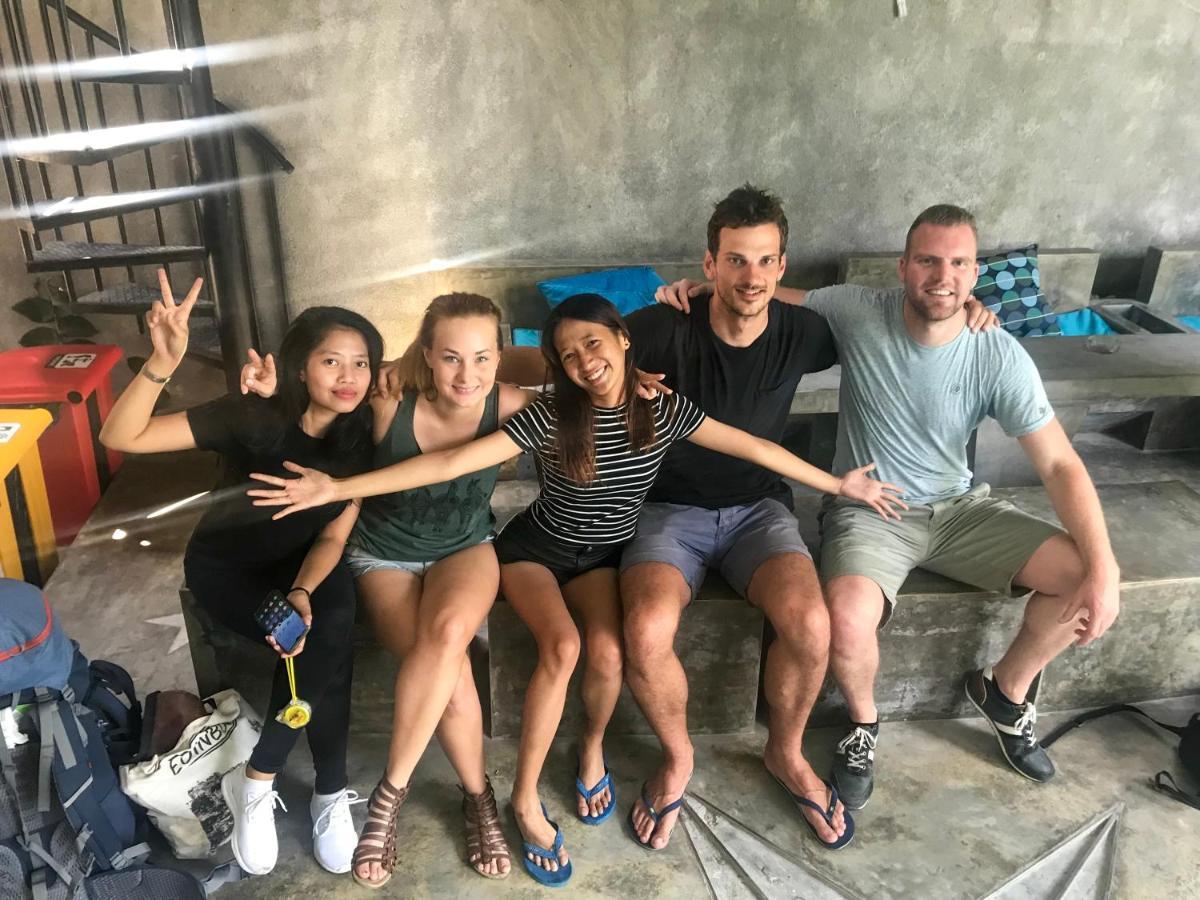 Hostel Stellar Capsules Seminyak Zewnętrze zdjęcie The team of the Blue Nation Project