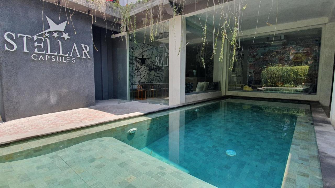 Hostel Stellar Capsules Seminyak Zewnętrze zdjęcie Solar Capsules